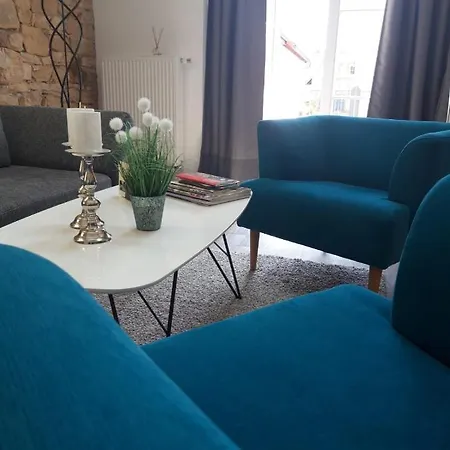 Franzoesin - Ingo Telschow & Catherine Tempier Gbr Deidesheim