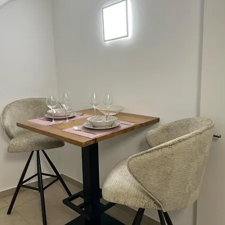 Franzoesin - Ingo Telschow & Catherine Tempier Gbr *