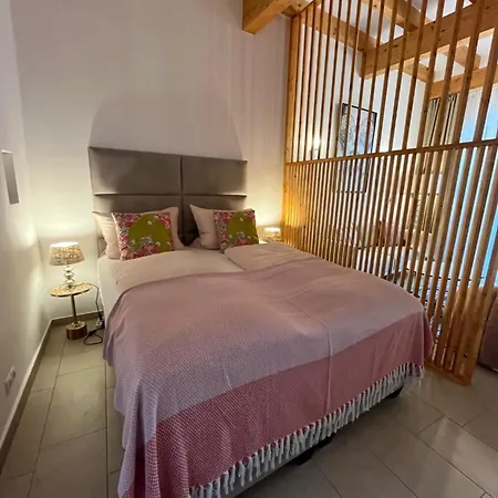 Franzoesin - Ingo Telschow & Catherine Tempier Gbr *