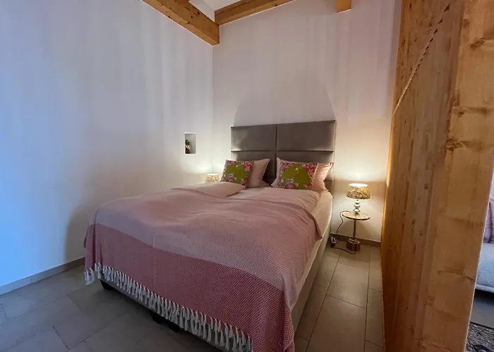 Franzoesin - Ingo Telschow & Catherine Tempier Gbr Deidesheim